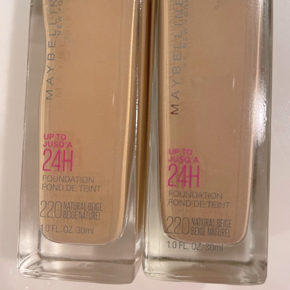 Maybelline Foundation 220 Natural Beige - Picture 3 of 3